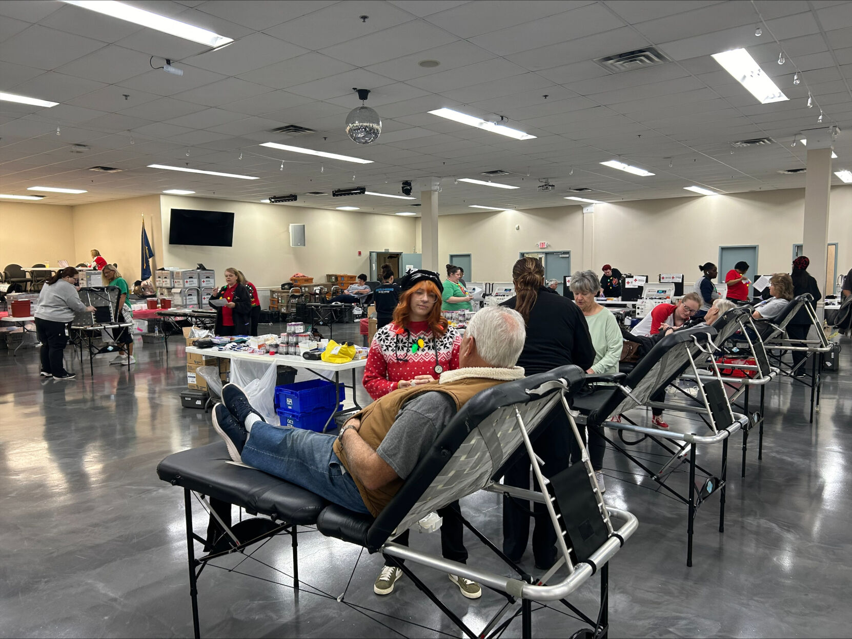 Red Cross hopes to see 300 blood donations in Louisville for Holiday Donorama